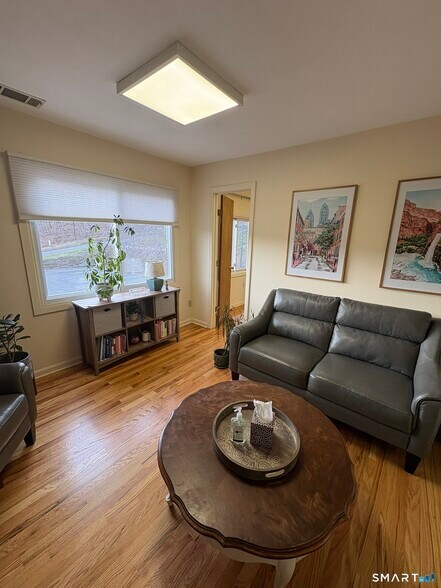 More Photos Of 390 Middlebury Rd, Middlebury Office For Sale