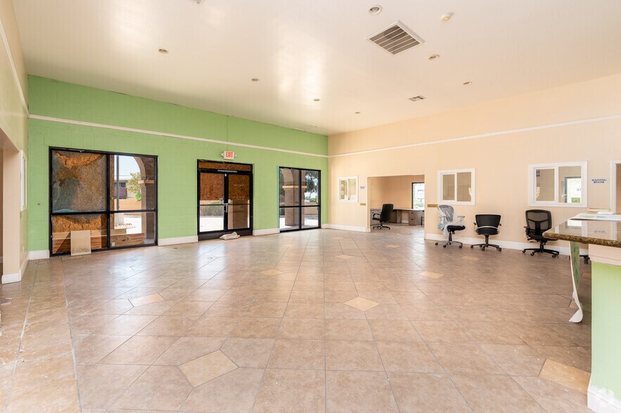 More Photos Of 2935 Oswell St, Bakersfield Medical For Lease