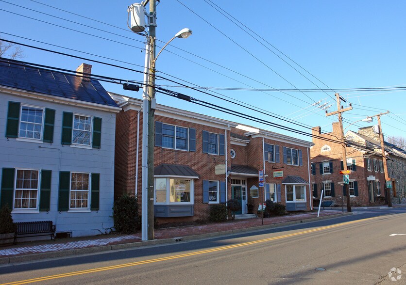 More Photos Of 15 Loudoun St SW, Leesburg Office For Sale