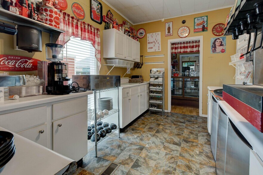 More Photos Of 134 E Main St, Morehead General Retail For Sale