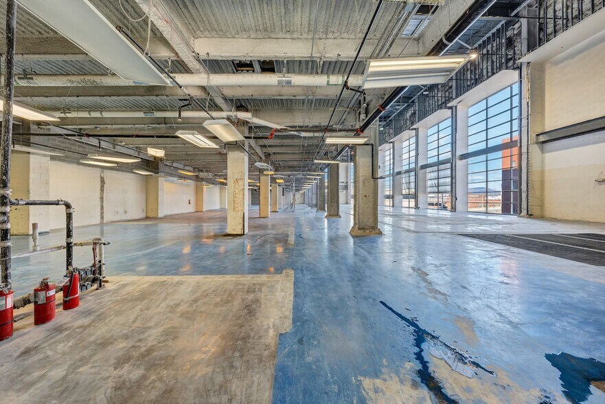 More Photos Of 120 Salem Ave SW, Roanoke Warehouse For Lease