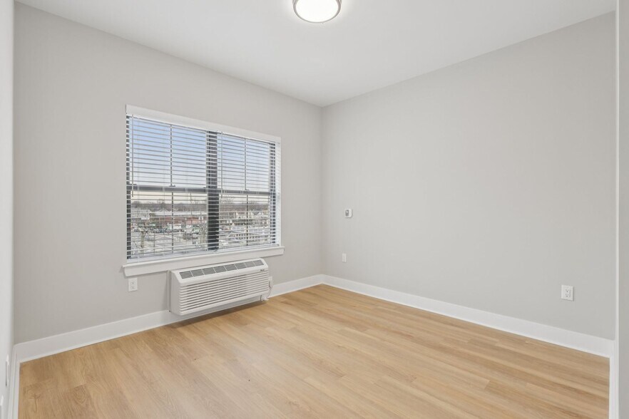 More Photos Of 10 W Westfield Ave W, Roselle Park Apartments For Lease