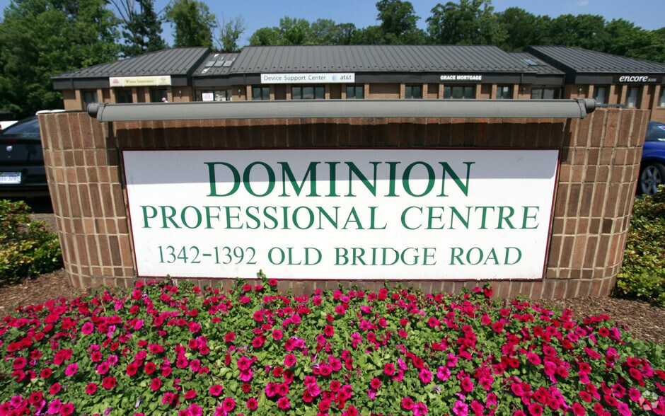 More Photos Of 1364-1376 Old Bridge Rd, Woodbridge Office For Lease