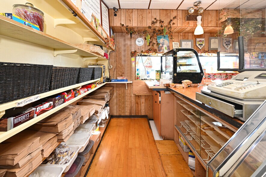 More Photos Of 1420 Park Ave, Merrick Convenience Store For Sale