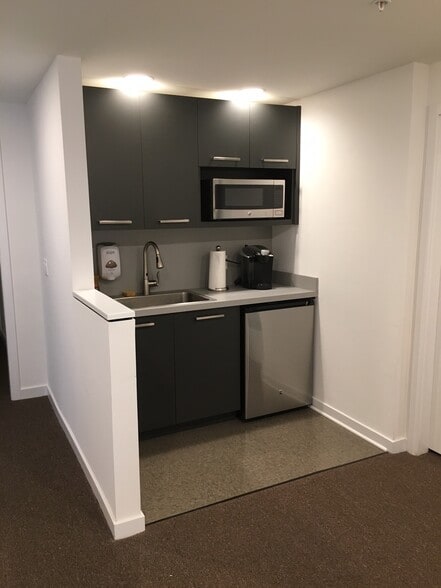 More Photos Of 37 Franklin St, Westport Office For Lease