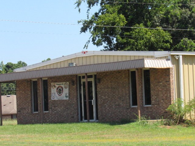 More Photos Of 600 Turner Dr, Palestine Warehouse For Sale