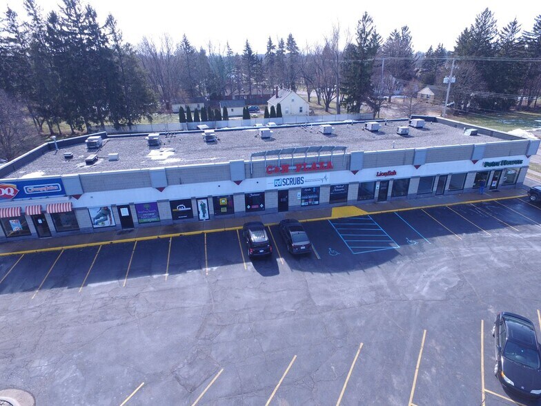 More Photos Of 3233 W Saginaw Hwy, Lansing Storefront For Sale
