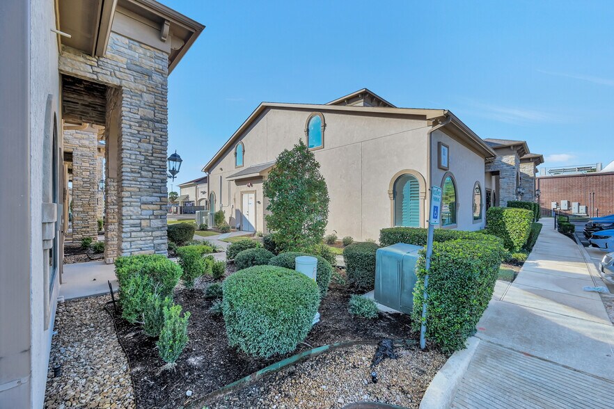 More Photos Of 250 Ed English Rd, Shenandoah Medical For Sale