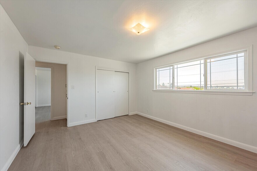 More Photos Of 3404 School St, Oakland Apartments For Sale