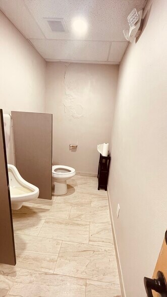 More Photos Of 1620 Orange Ave, Fort Pierce Warehouse For Sale