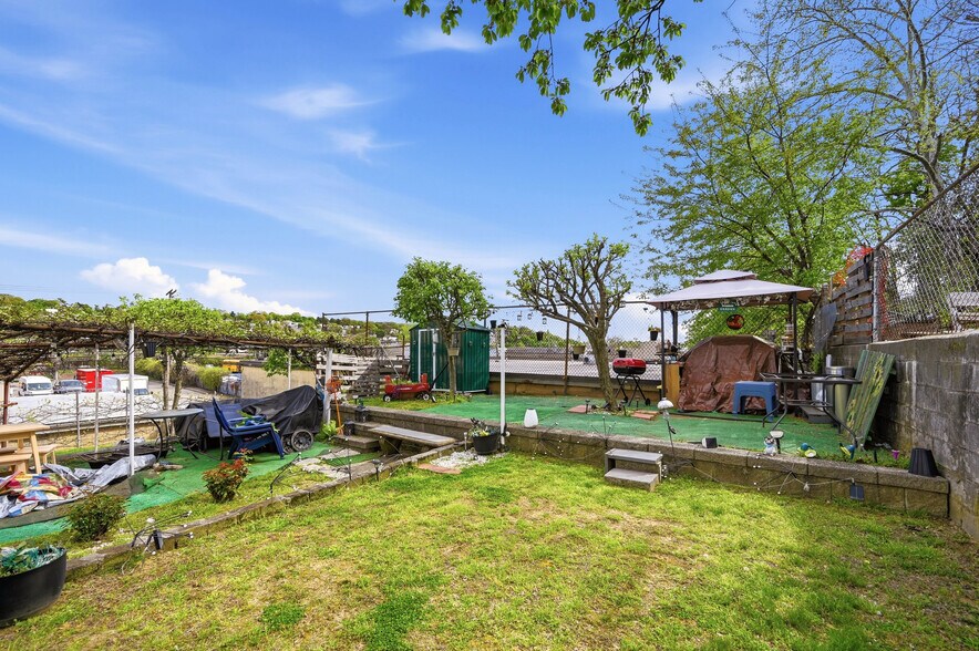 More Photos Of 775 Nepperhan Ave, Yonkers Multifamily For Sale