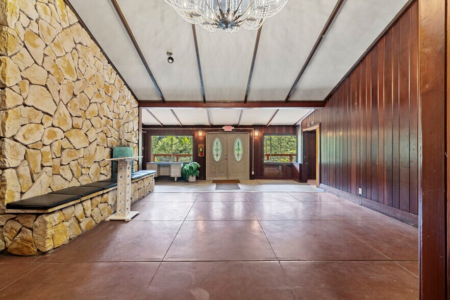 More Photos Of , Willits Unknown For Sale