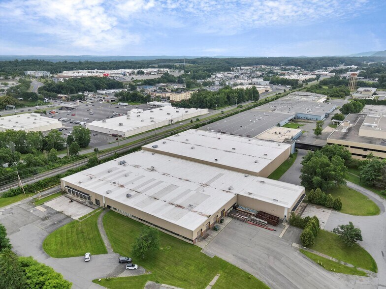 More Photos Of 1700 Enterprise Dr, Kingston Warehouse For Sale