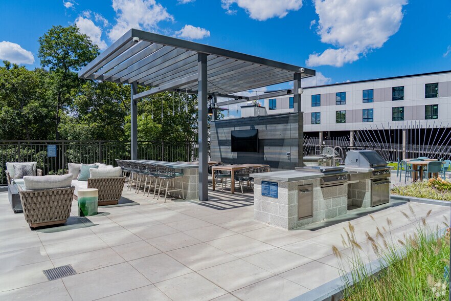 More Photos Of 1020 Hammell Dr, Raleigh Multifamily For Sale