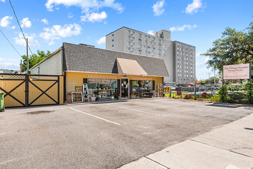 Primary Photo Of 155 Avenue B SW, Winter Haven Storefront For Sale