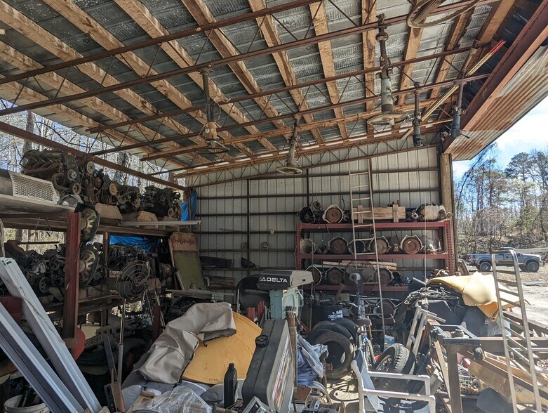 More Photos Of 5549 Cumming NE hwy, Sugar Hill Auto Repair For Sale