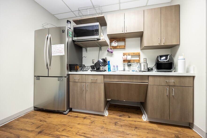 More Photos Of 728 Springdale Dr, Exton Office For Lease