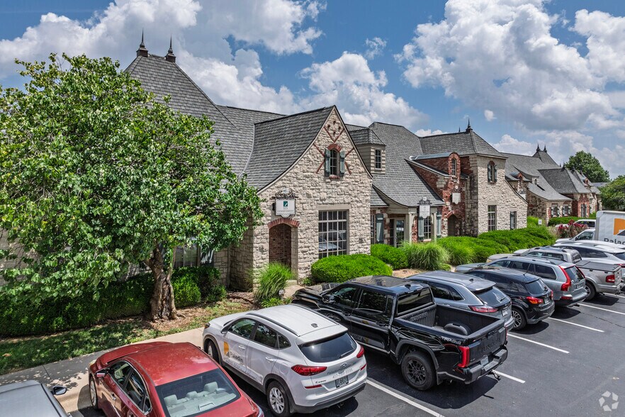 More Photos Of 1420-1426 E Bradford Pky, Springfield Medical For Lease