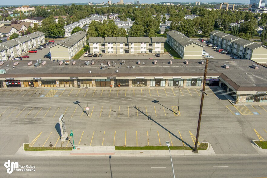 More Photos Of 601 W 36th Ave, Anchorage General Retail For Sale