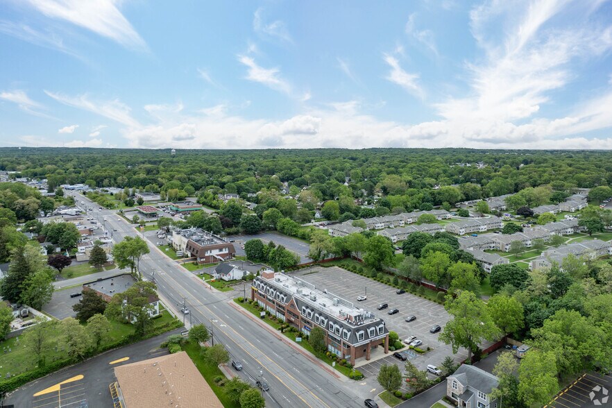 More Photos Of 2780 Middle Country Rd, Lake Grove Medical For Lease