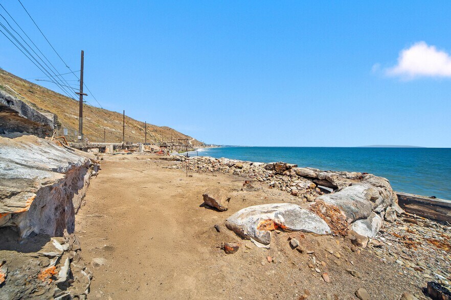 Primary Photo Of 19302 Pacific Coast Hwy, Malibu Land For Sale