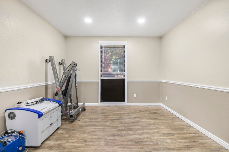 More Photos Of 1190 Lincoln Rd, Idaho Falls Office For Sale