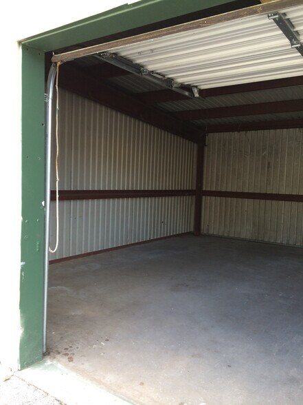 More Photos Of 3408 Avenue W NW, Winter Haven Warehouse For Lease