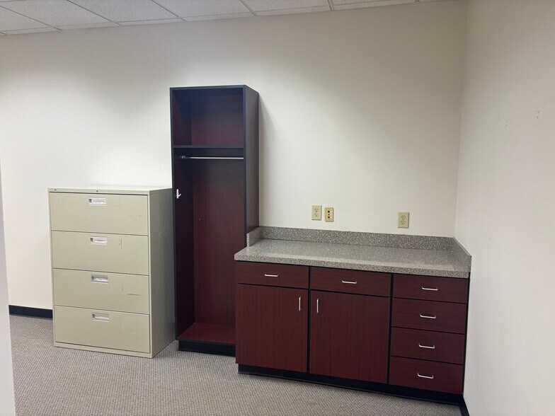 More Photos Of 7240 Muirfield Dr, Dublin Medical For Lease
