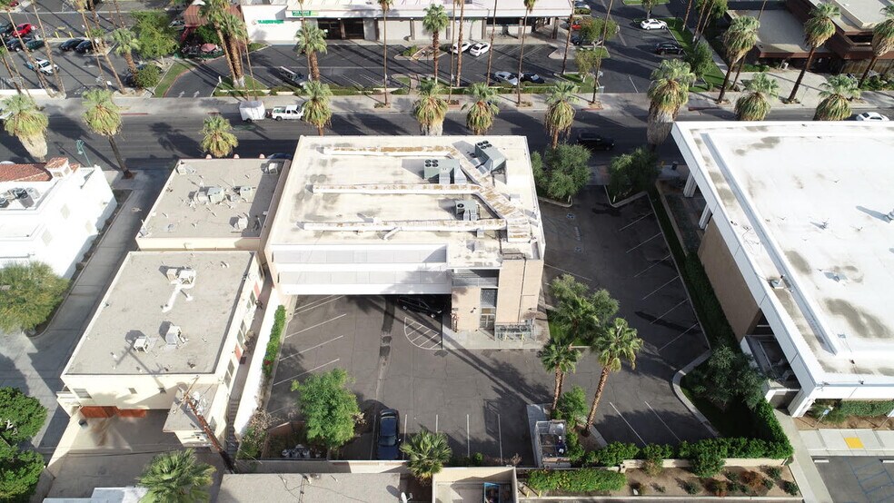 More Photos Of 383 S Palm Canyon Dr, Palm Springs Storefront Retail Office For Lease