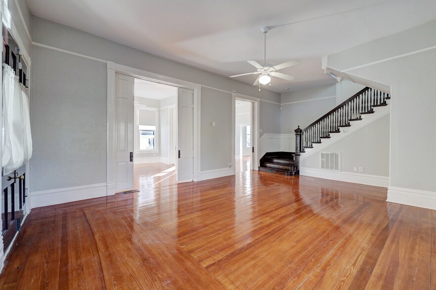 More Photos Of 1229 Heights Blvd, Houston Loft Creative Space For Lease