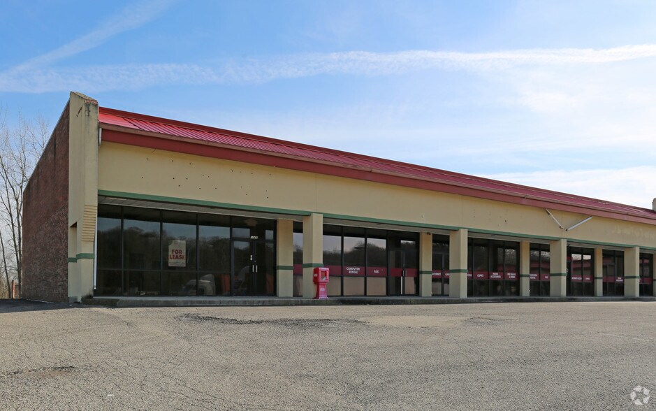 More Photos Of 1030-1068 Upper Valley Pike, Springfield Unknown For Lease