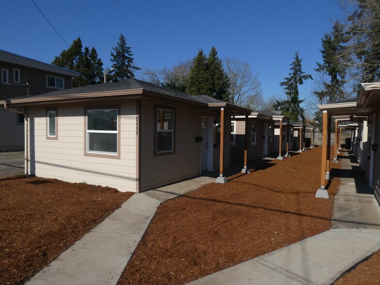 More Photos Of 2451-2473 Trade St SE, Salem Apartments For Sale