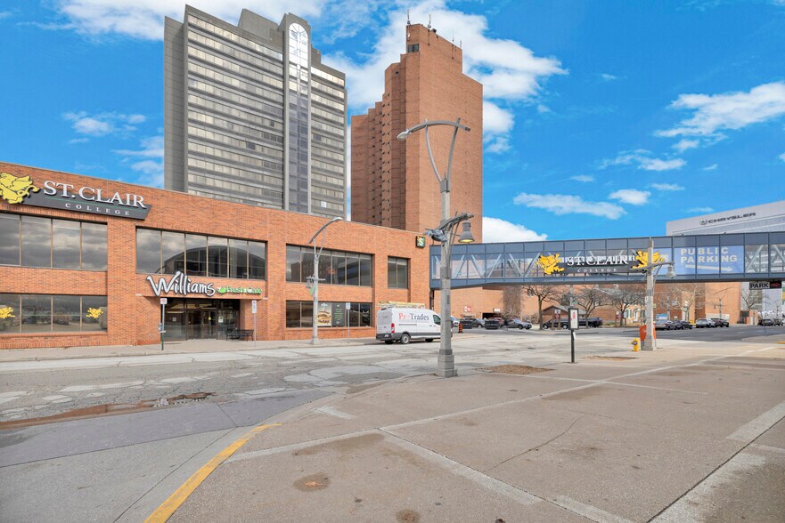 More Photos Of 333 Riverside Dr W, Windsor Office For Lease