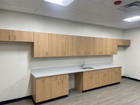 More Photos Of 100 Corporate Center Dr, Camp Hill Medical For Sale