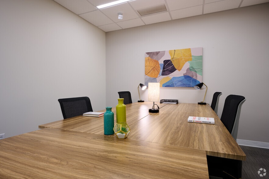 More Photos Of 100 S Clinton Ave, Rochester Coworking Space