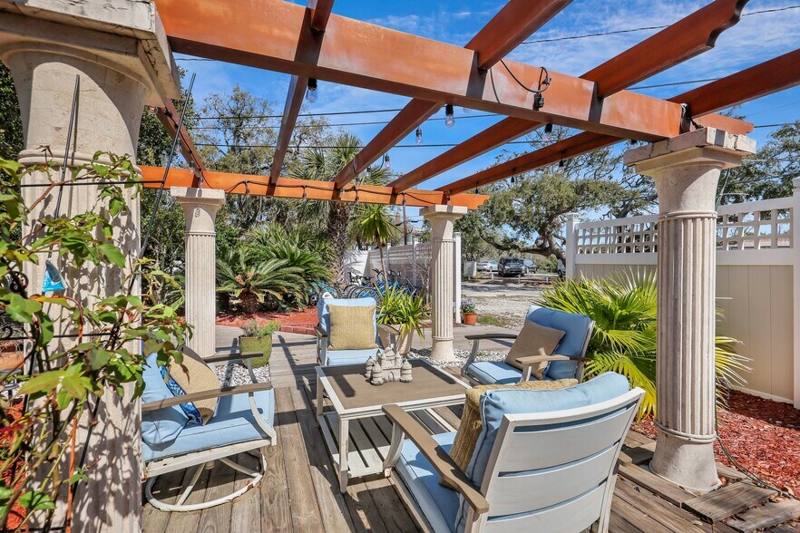 More Photos Of 24 Van Horne Ave, Tybee Island Hospitality For Sale