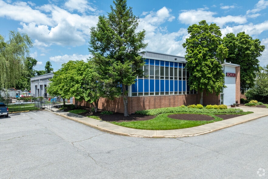 More Photos Of 601 Nursery Rd, Linthicum Warehouse For Sale