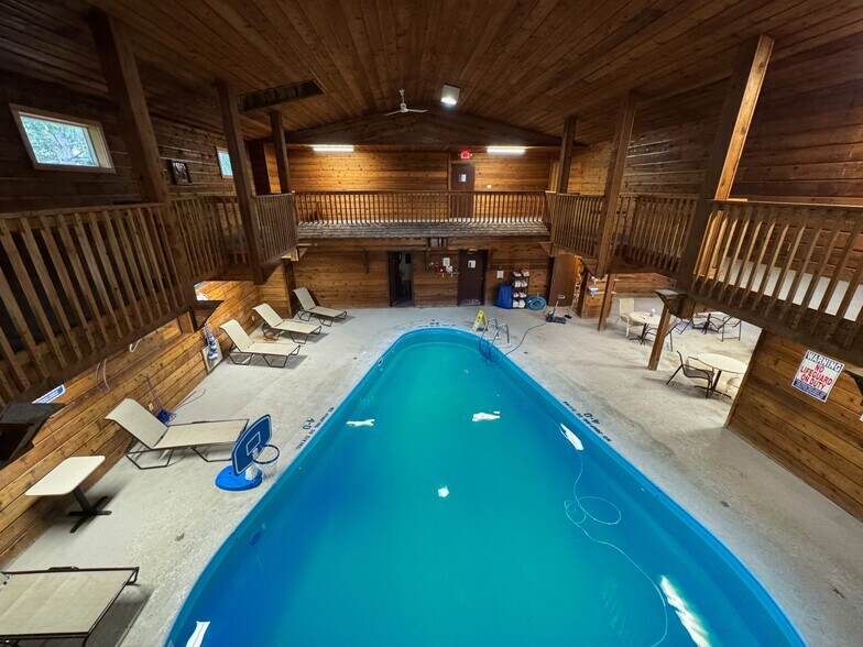 More Photos Of 9966 N State Road 27, Hayward Hotel For Sale