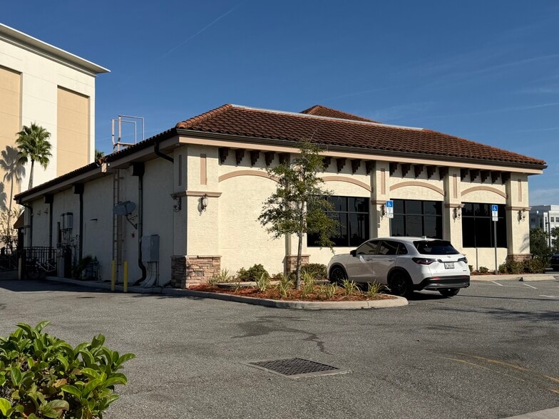 More Photos Of 5803 Precision Dr, Orlando Restaurant For Sale