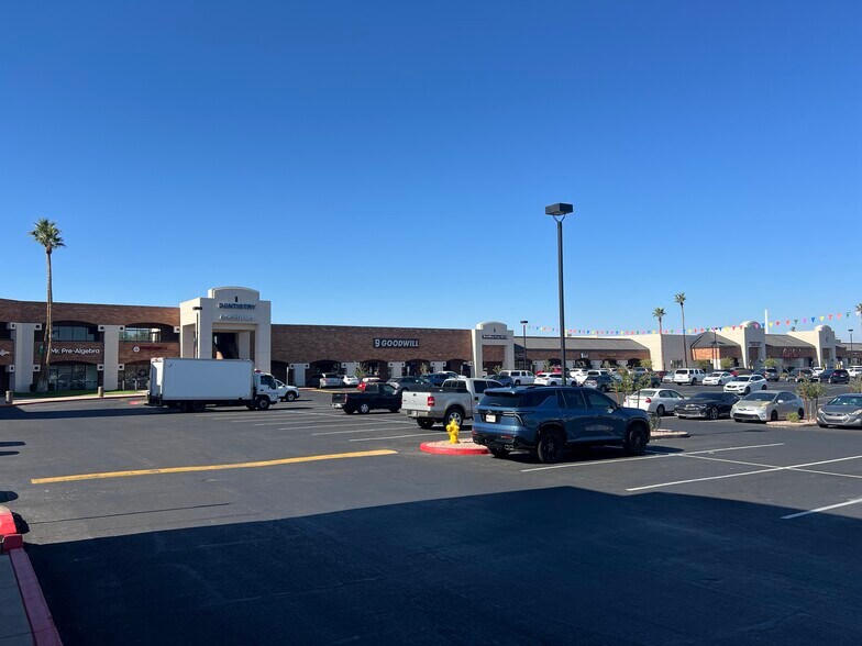 More Photos Of 1122 N Higley Rd, Mesa Storefront For Lease