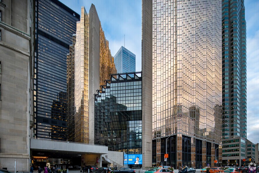 More Photos Of 200 Bay St, Toronto Office For Lease