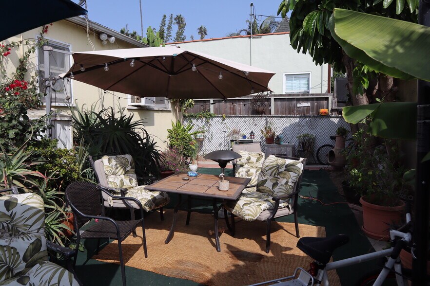 More Photos Of 604 Venezia Ave, Venice Apartments For Sale