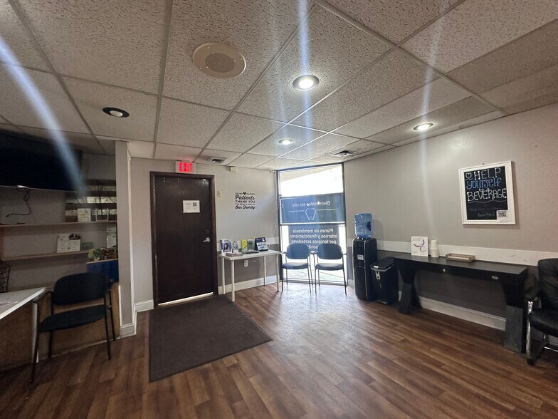 More Photos Of 2020 S Division Ave, Grand Rapids Medical For Sale