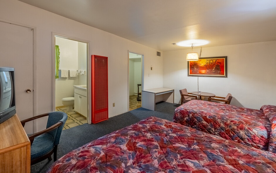More Photos Of 3526 E Benson Hwy, Tucson Hotel For Sale