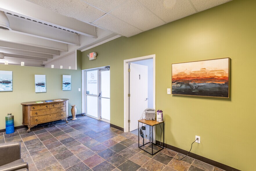 More Photos Of 1410 Incarnation Dr, Charlottesville Medical For Sale