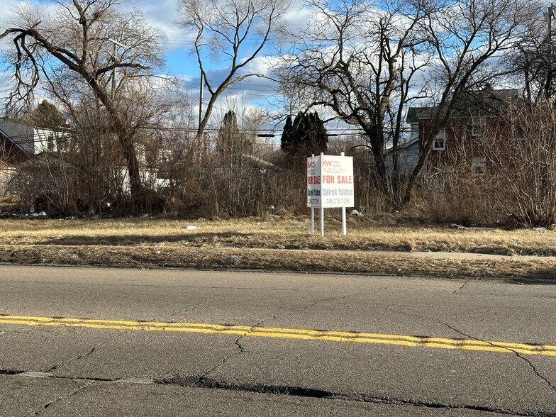 Primary Photo Of 3302 7 Mile Rd, Detroit Land For Sale