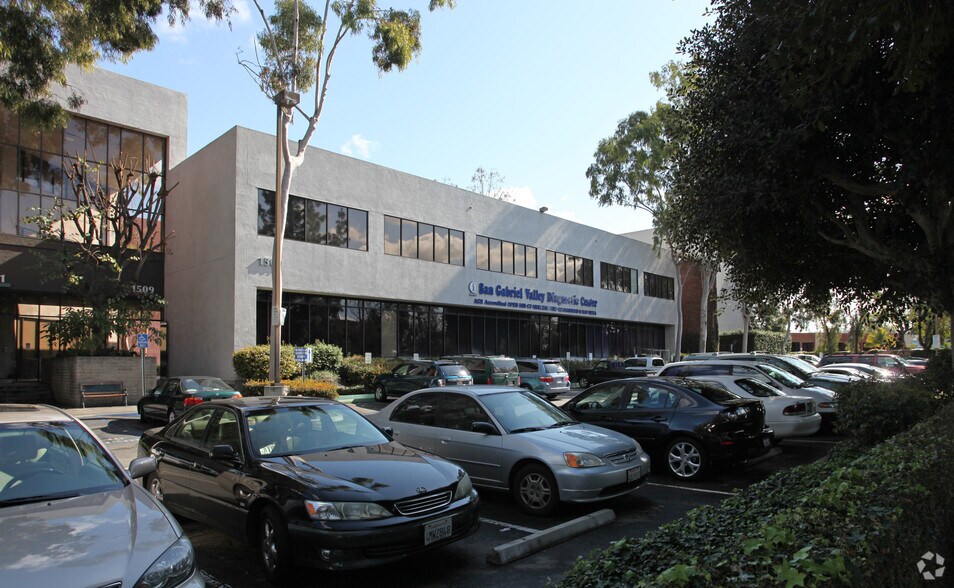 More Photos Of 1509 W Cameron Ave, West Covina Office For Lease