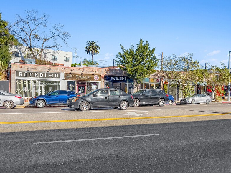 More Photos Of 2201-2213 W Sunset Blvd, Los Angeles Restaurant For Lease