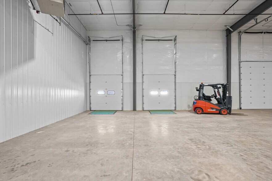 More Photos Of 6523 Music Rd, Eau Claire Manufacturing For Lease