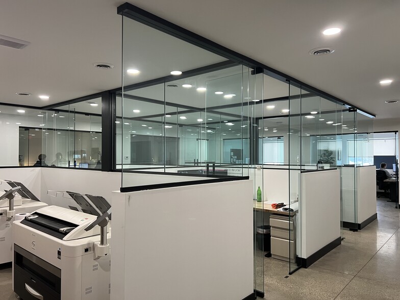 More Photos Of 49287-49295 West Rd, Wixom Warehouse For Lease